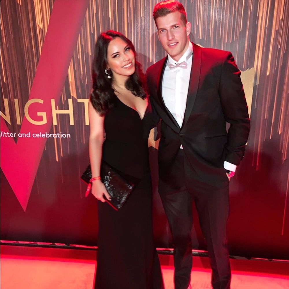 Jill Stuart Classic Fitting Black Gown